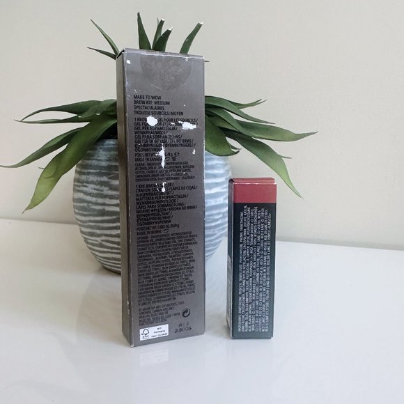 SOLD MAC Brow Made to WOW Set + Lipstick NWT - Picture 6 of 10